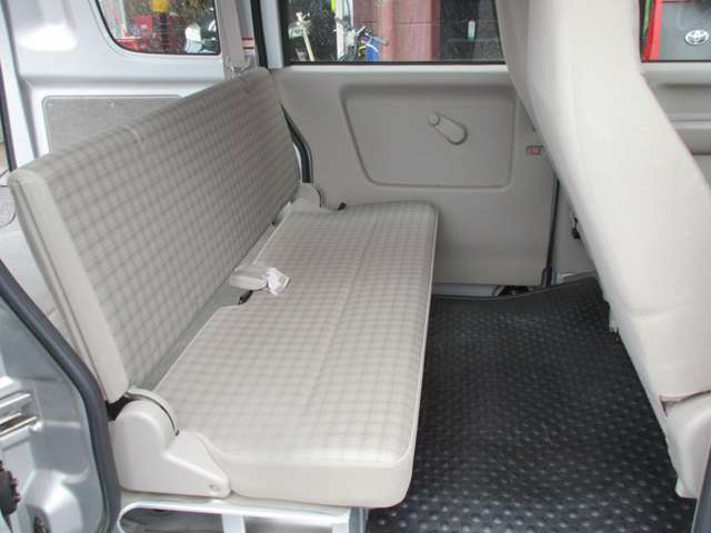 Suzuki Every 11