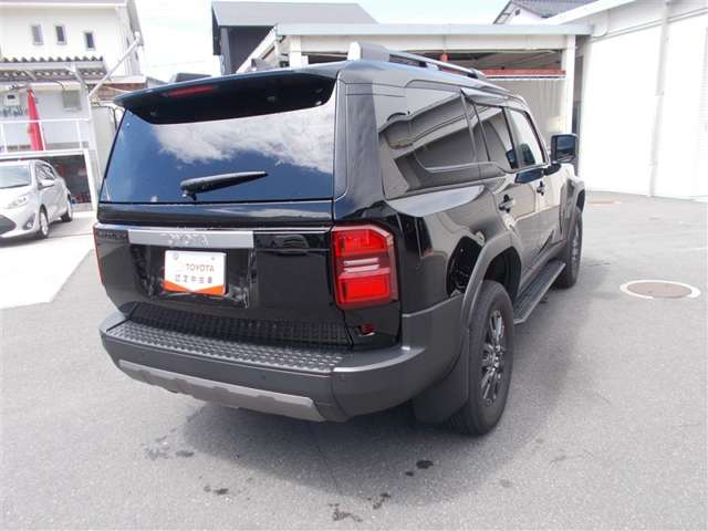Toyota Land Cruiser 250 5