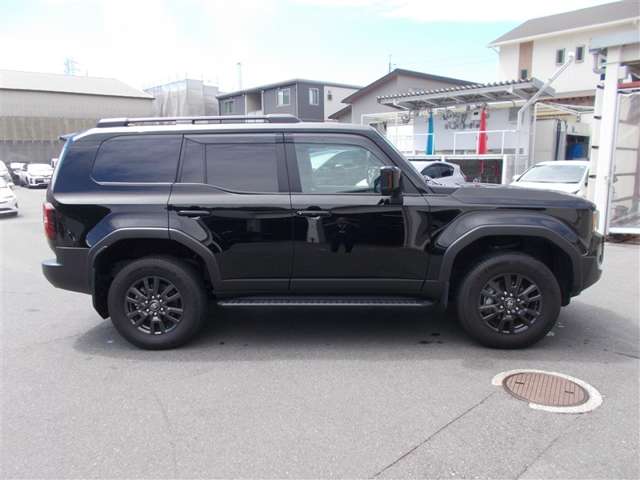 Toyota Land Cruiser 250 6