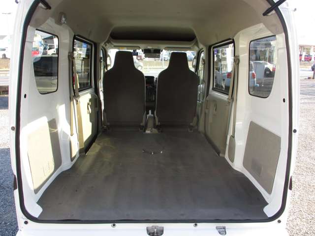 Suzuki Every 12