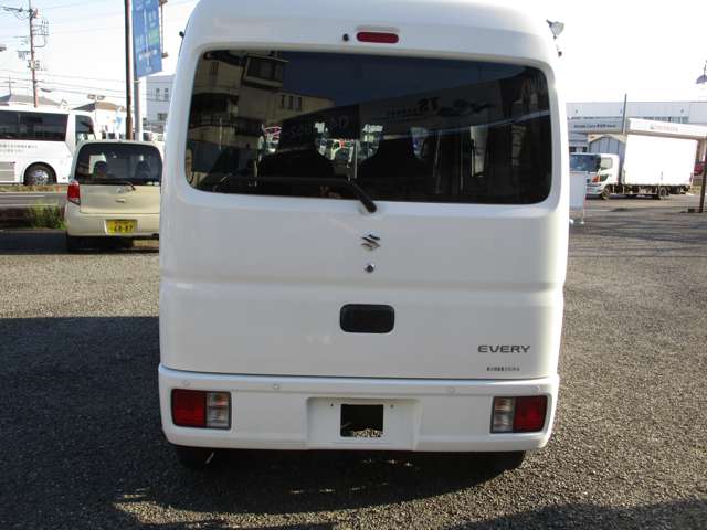 Suzuki Every 9