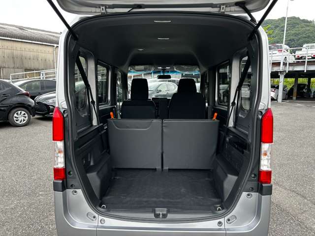 Honda N-VAN 9