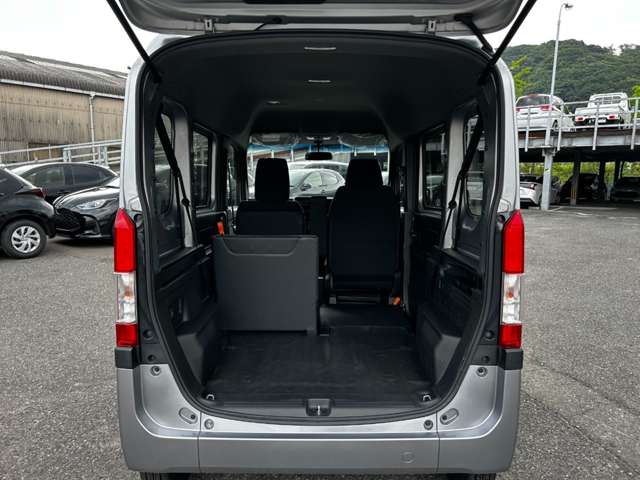 Honda N-VAN 10