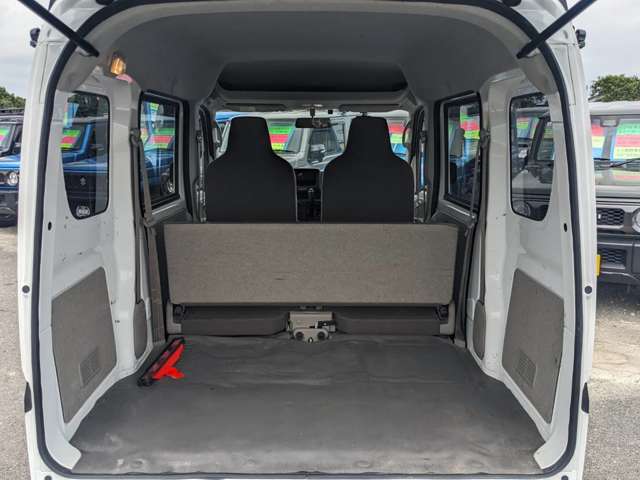 Nissan NV100 Clipper 9