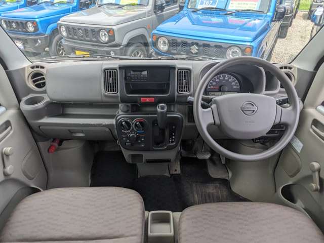 Nissan NV100 Clipper 10