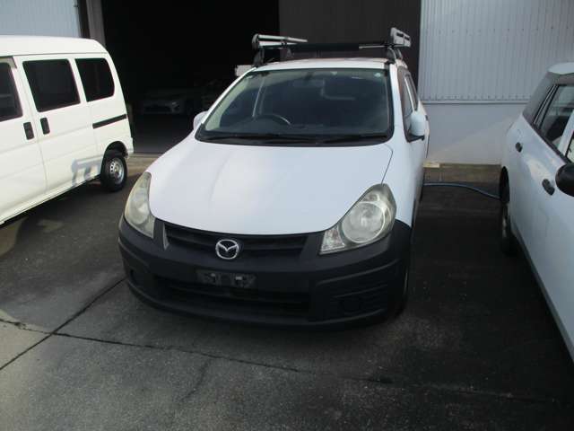 Mazda Familia Van 3