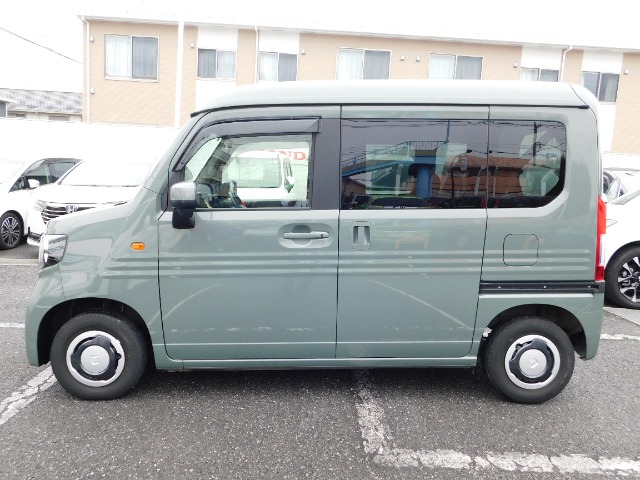 Honda N-VAN 10