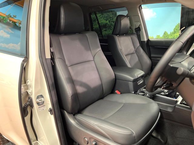 Toyota Land Cruiser Prado 8