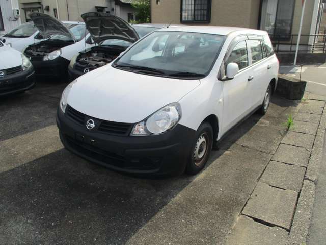 Nissan AD 2