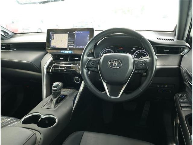 Toyota Harrier 4