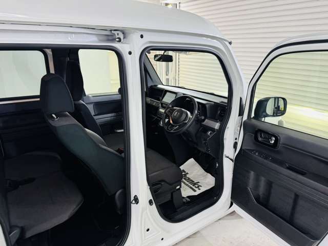 Honda N-VAN 8