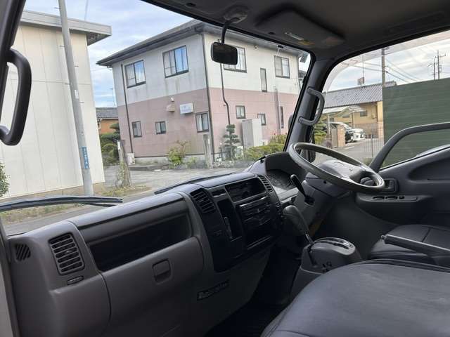 Toyota Toyoace 11