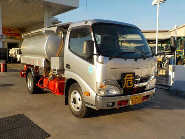 Hino Dutro 7