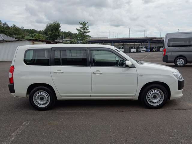 Mazda Familia Van 4