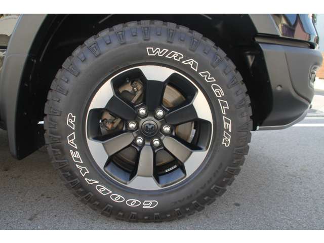 Dodge Ram 9