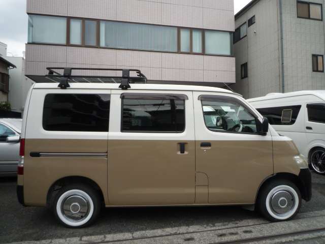 Toyota Light Ace Van 4