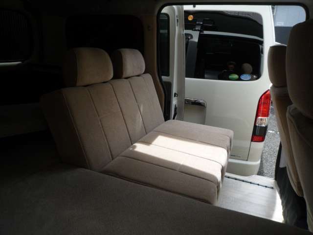 Toyota Light Ace Van 7