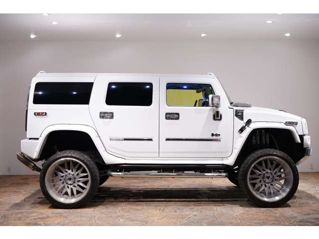 Hummer H2 10