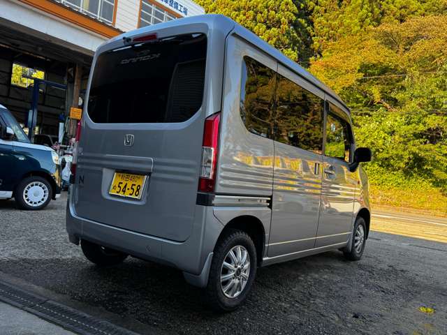 Honda N-VAN 10