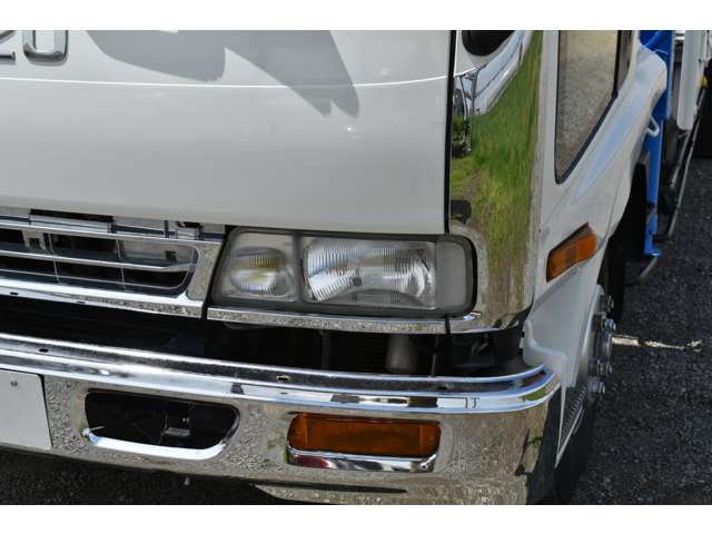 Isuzu Forward 5
