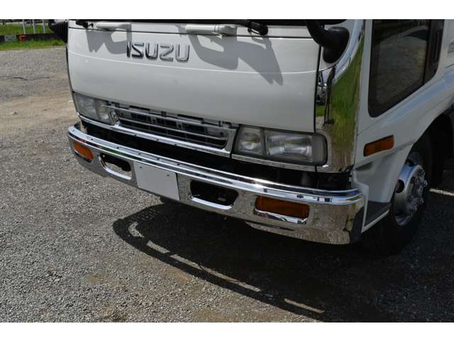 Isuzu Forward 8