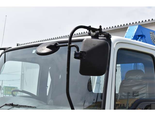 Isuzu Forward 9