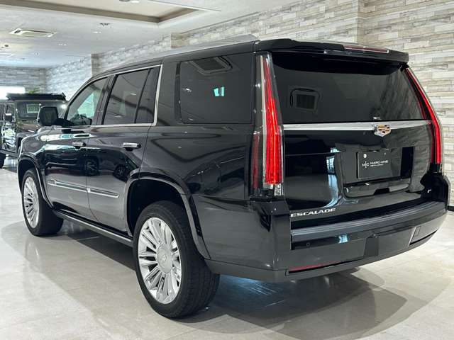 Cadillac エスカレード 11