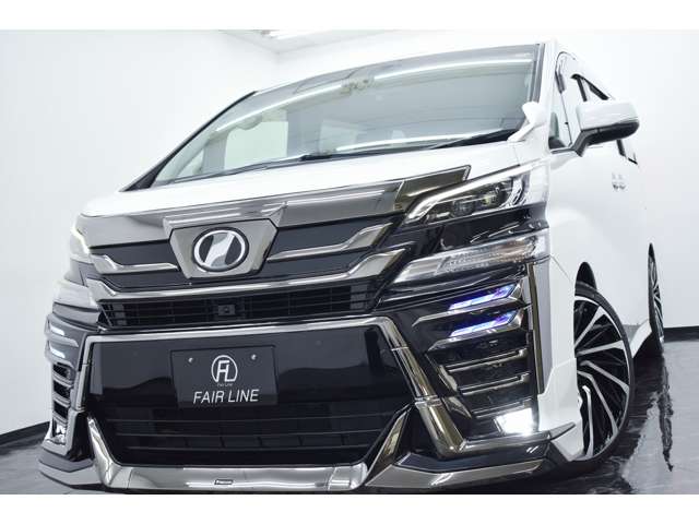 Toyota Vellfire 4