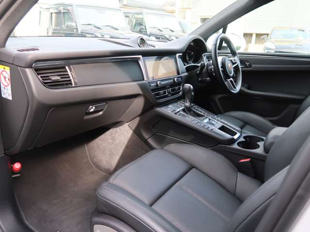 Porsche Macan 4