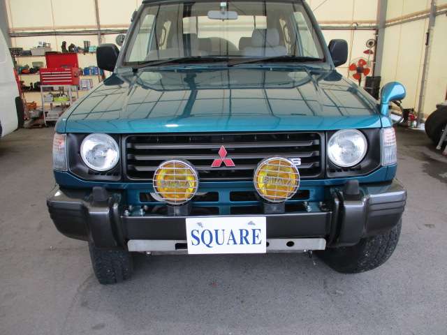 Mitsubishi Pajero 2