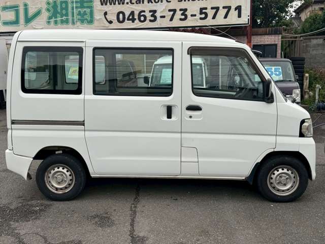 Nissan NV100 Clipper 4
