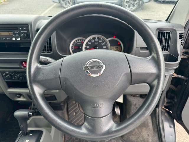 Nissan NV100 Clipper 12
