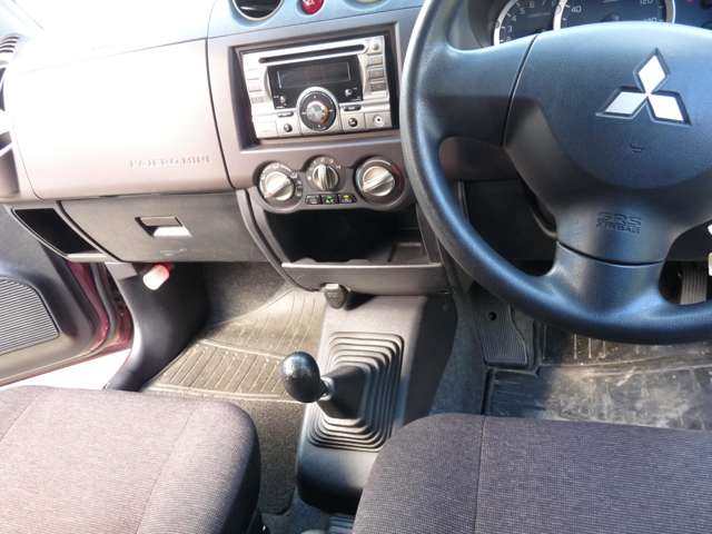Mitsubishi Pajero Mini 11