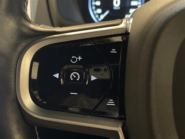 Volvo XC90 11