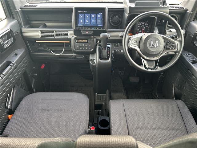 Honda N-VAN 8