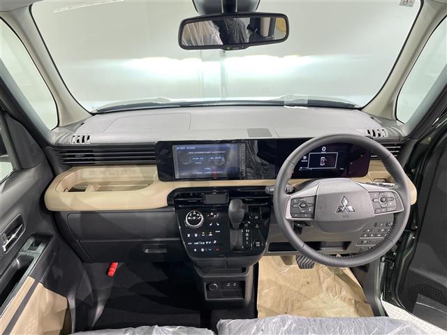 Mitsubishi Delica Mini 3