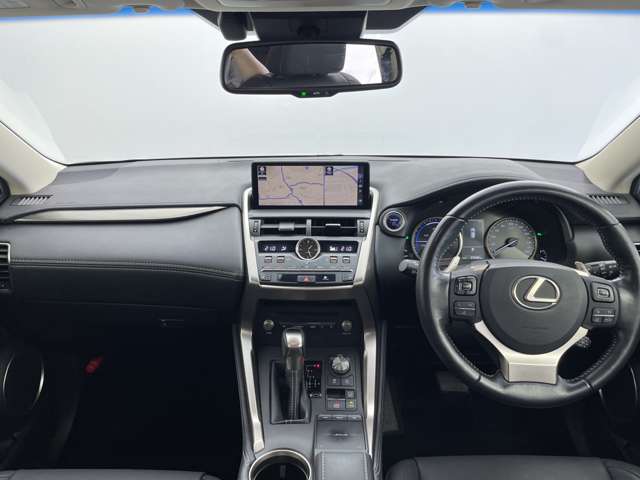 Lexus NX 3
