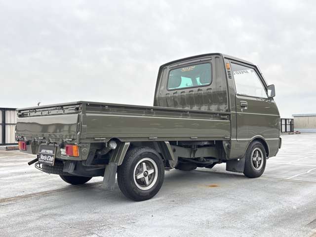 Daihatsu Hijet Pickup 12