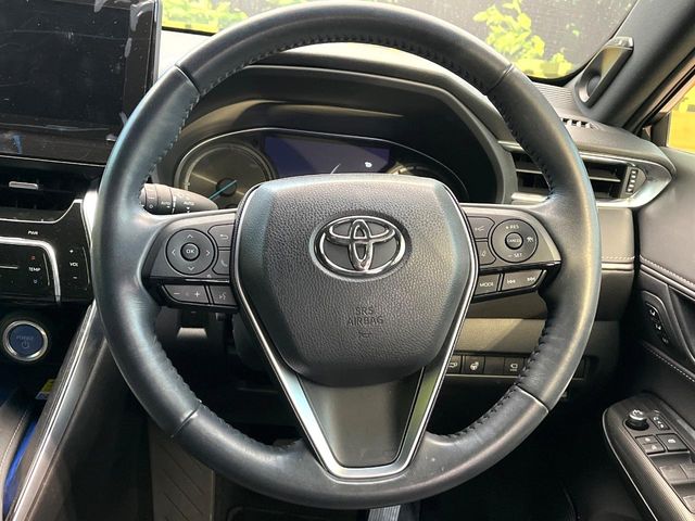 Toyota Harrier 11