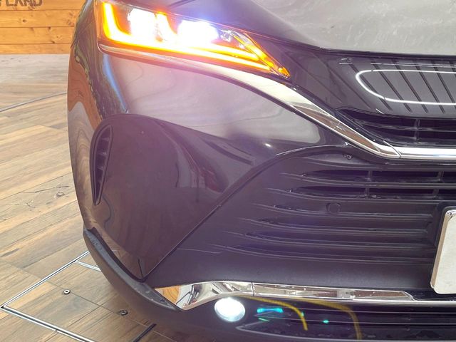 Toyota Harrier 12