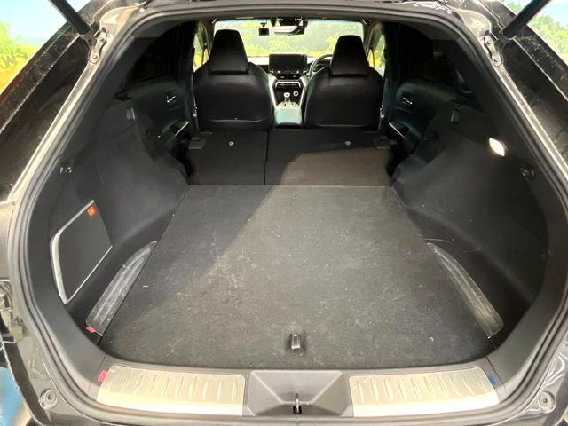 Toyota Harrier 10