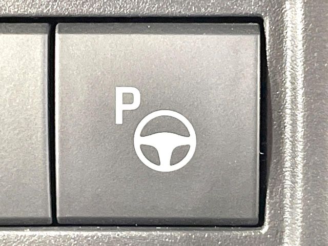 Toyota Corolla Cross 5