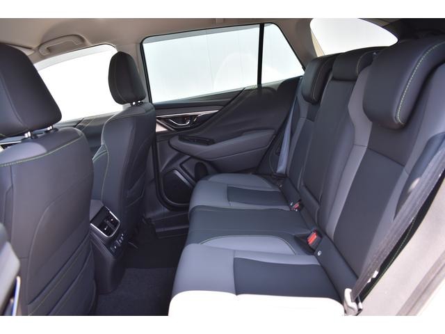 Subaru Legacy Outback 11