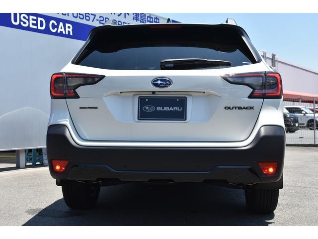 Subaru Legacy Outback 9