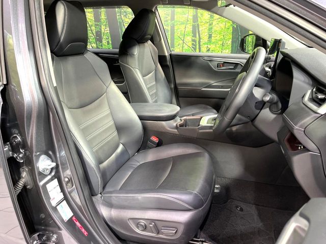 Toyota RAV4 9