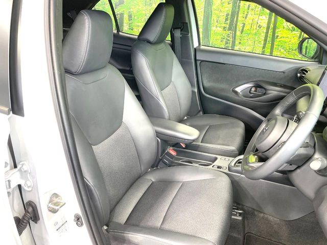 Toyota Yaris Cross 8