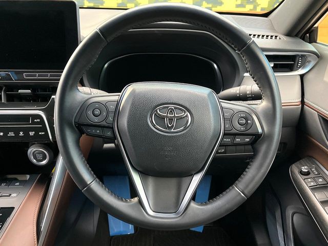 Toyota Harrier 11