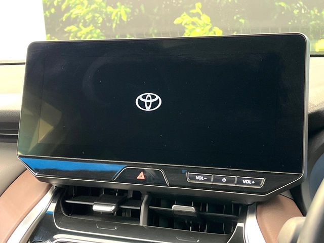 Toyota Harrier 3