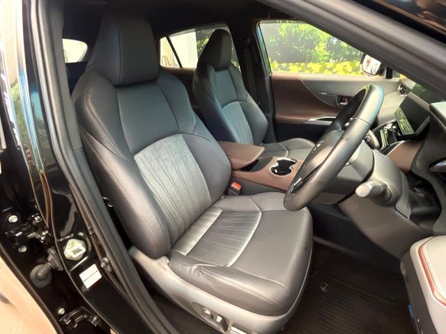 Toyota Harrier 8