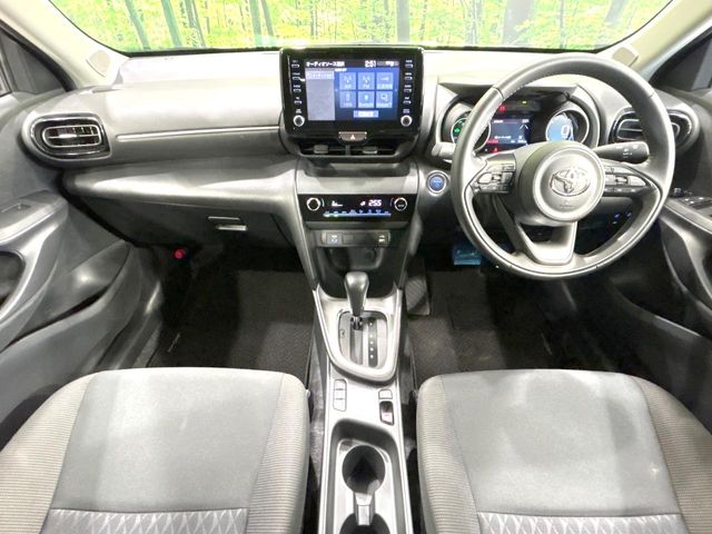 Toyota Yaris Cross 8